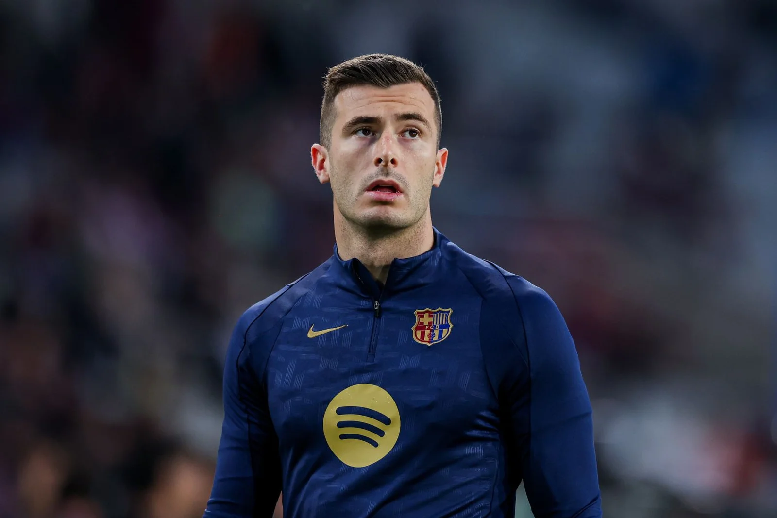 BARCELONA, SPAIN - APRIL 05: Iñaki Peña of FC Barcelona looks on during the LaLiga match between FC Barcelona and Real Betis Balompie at Estadi Olimpic Lluis Companys on April 05, 2025 in Barcelona, Spain.